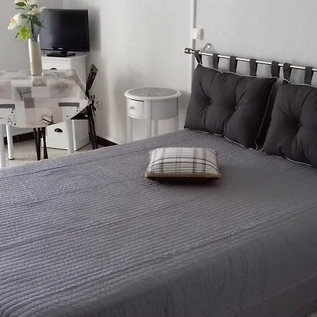 Renove Avec Television, Lave-linge, Animaux Admis - Fr-1-680-23 *