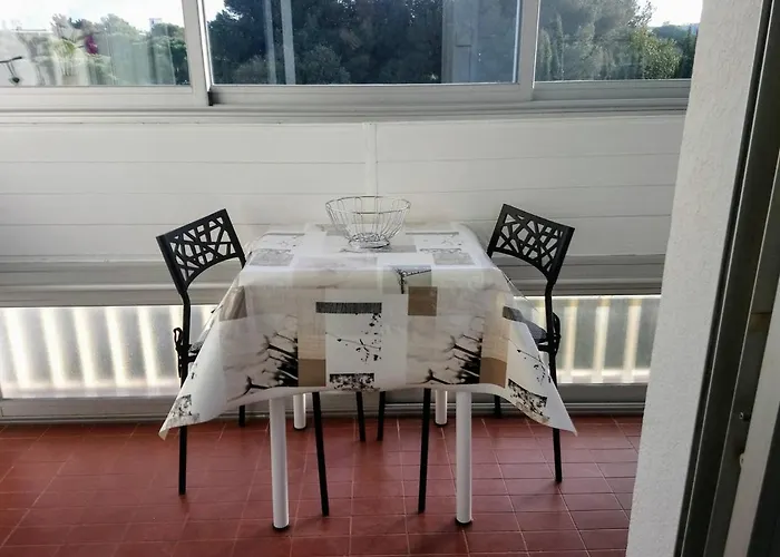 Renove Avec Television, Lave-linge, Animaux Admis - Fr-1-680-23